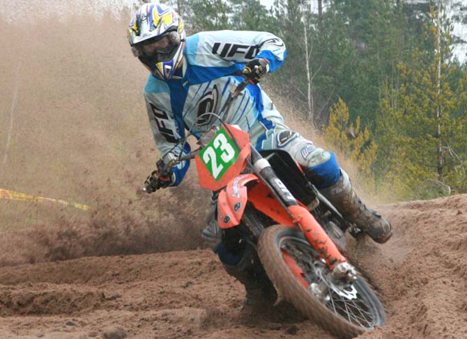 Niklas Persson Karlskoga EK KTM -  Martin Iggmark Hallsbergs MK Kawasaki 23d