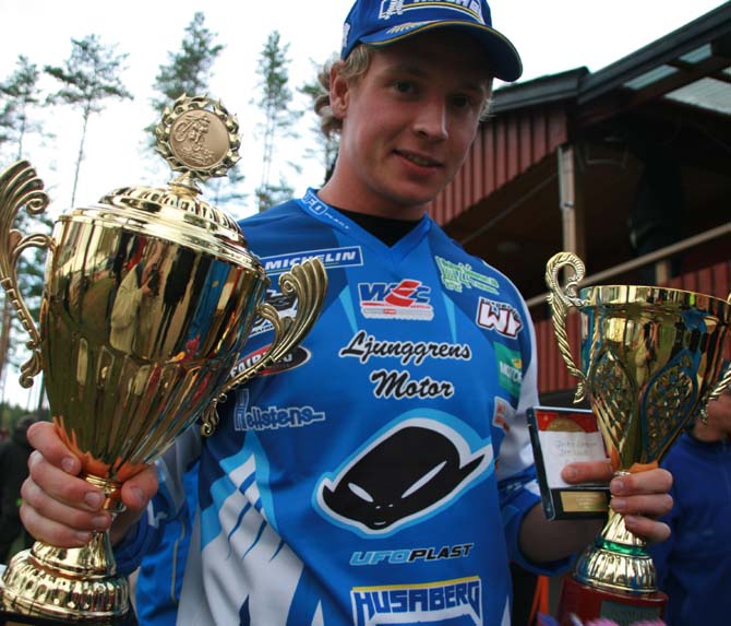 Joakim Ljunggren Karlskoga EK  3
