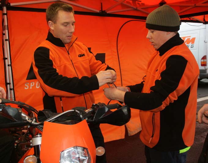 KTM Team 1